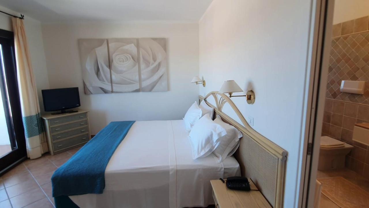 Hotel Mon Repos Baja Sardinia Exterior foto